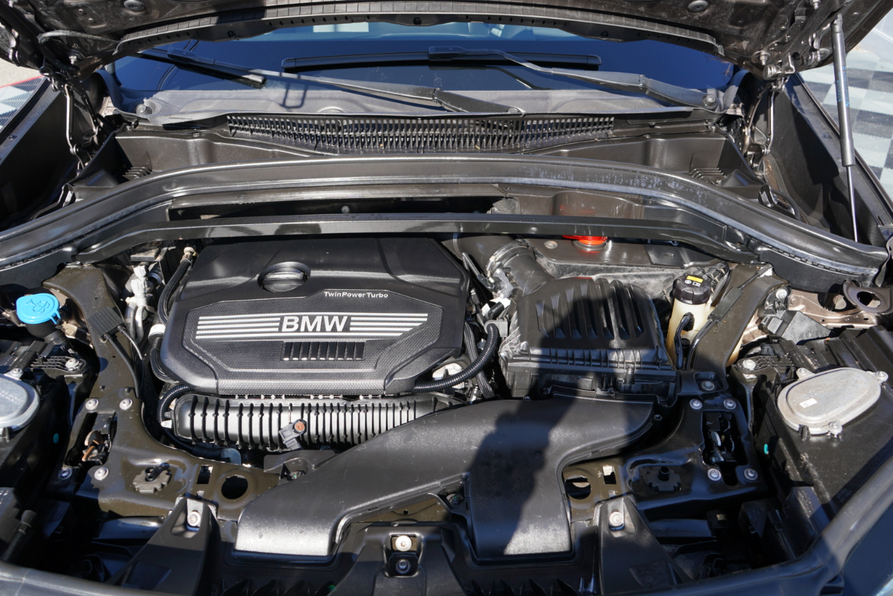 BMW X1 xDrive28i Sports Activity Vehicle 2020