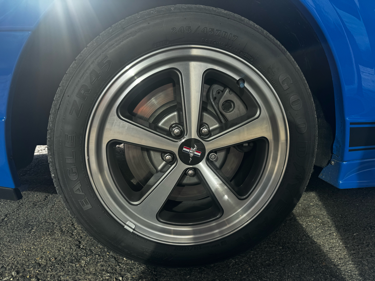 Ford Mustang 2dr Cpe Premium Mach 1 2003