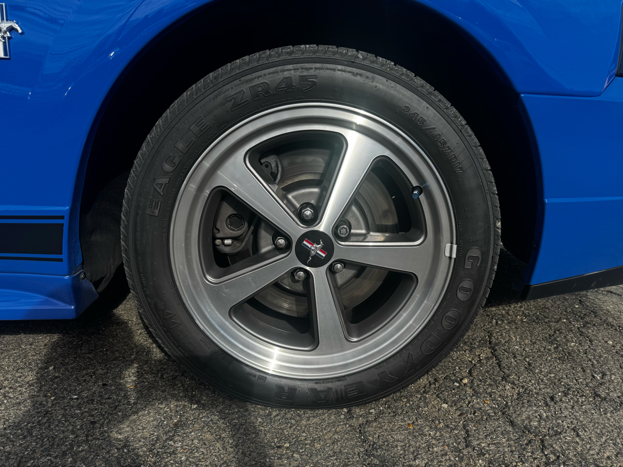 Ford Mustang 2dr Cpe Premium Mach 1 2003