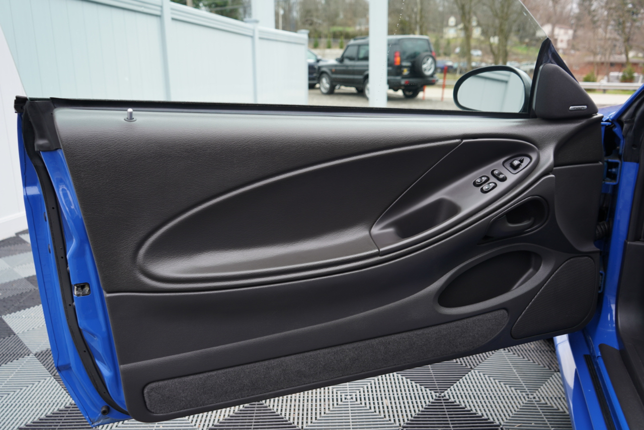 Ford Mustang Mach 1 2003