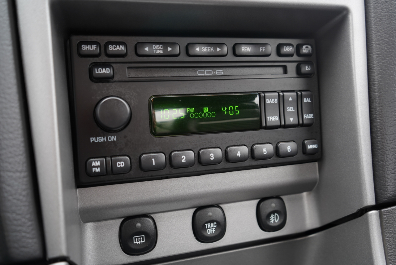 Ford Mustang Mach 1 2003