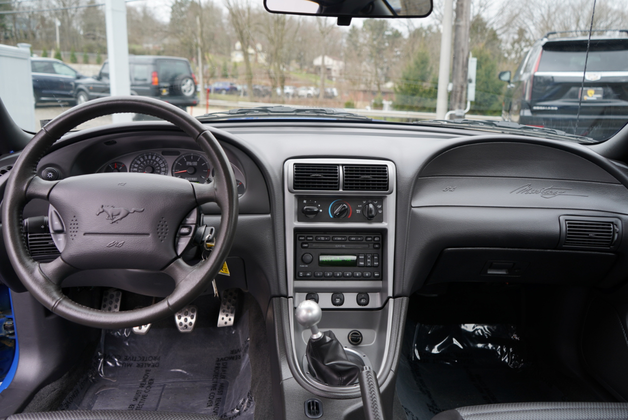 Ford Mustang Mach 1 2003