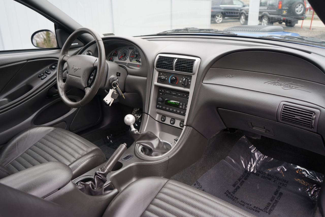 Ford Mustang Mach 1 2003