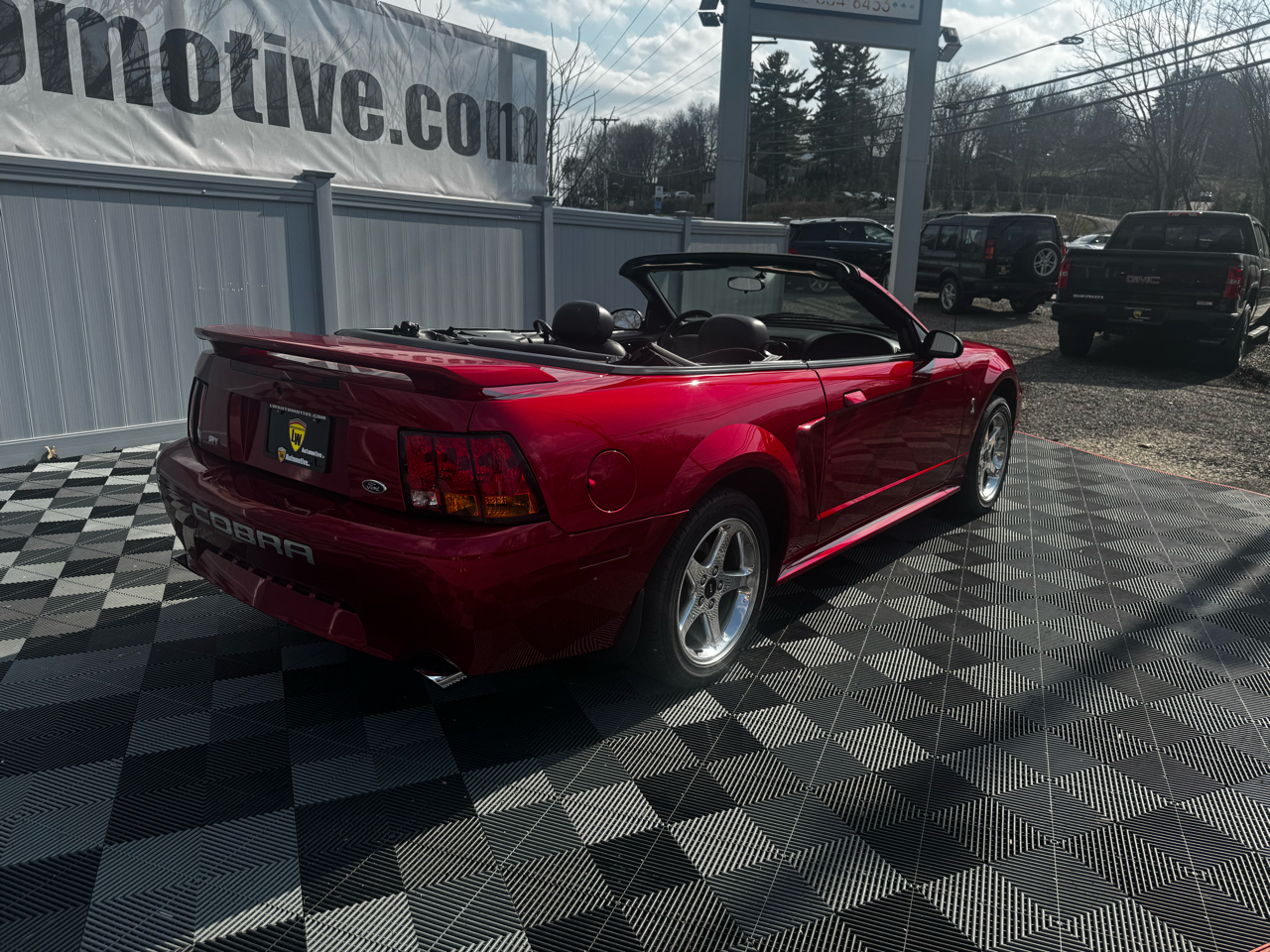 Ford Mustang 2dr Convertible SVT Cobra 2001