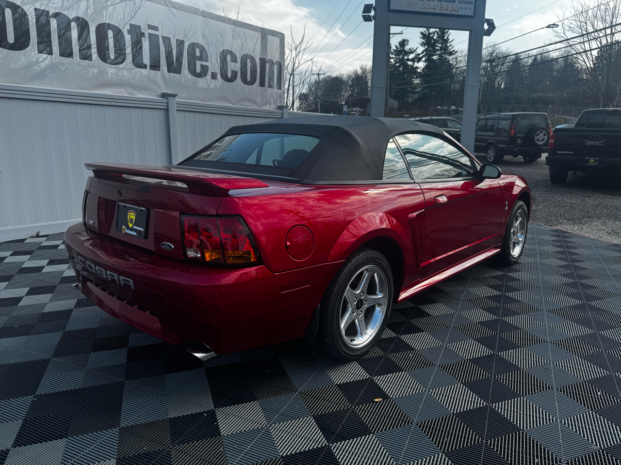Ford Mustang 2dr Convertible SVT Cobra 2001