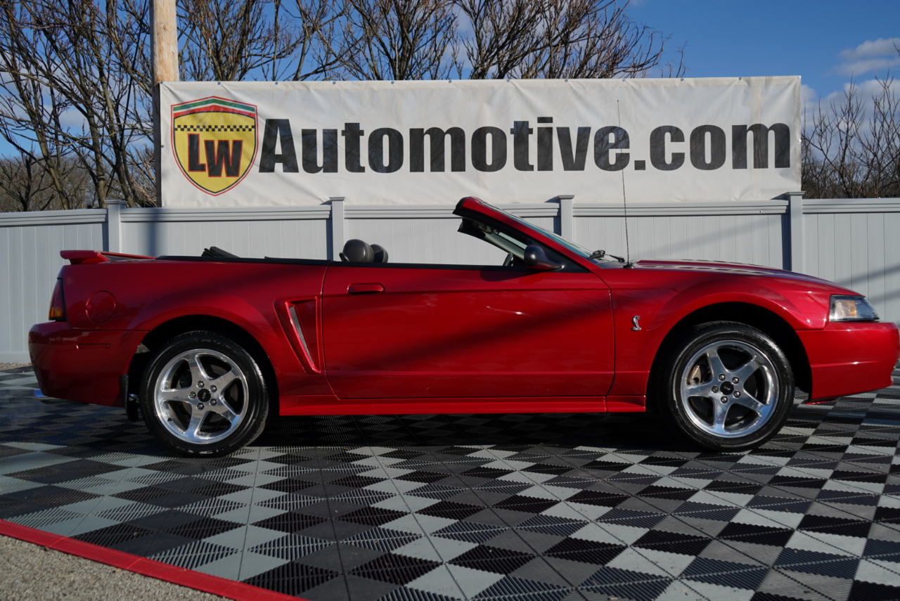 Ford Mustang 2dr Convertible SVT Cobra 2001