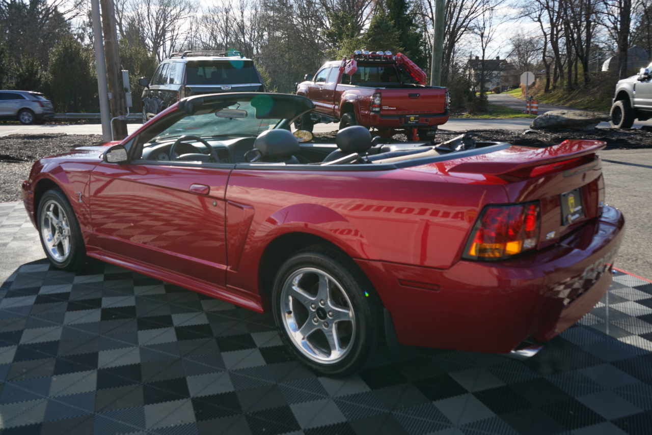 Ford Mustang 2dr Convertible SVT Cobra 2001