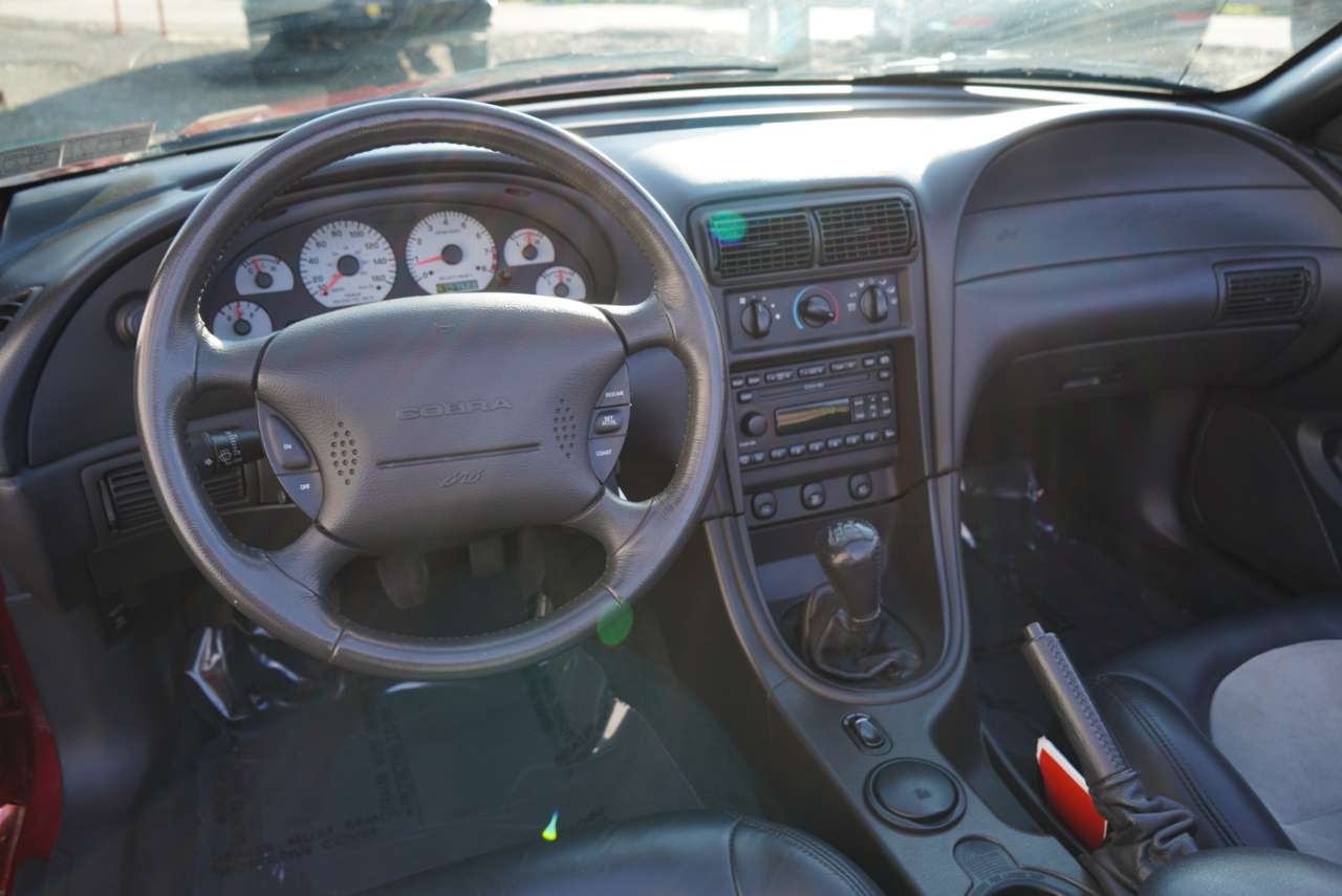 Ford Mustang 2dr Convertible SVT Cobra 2001