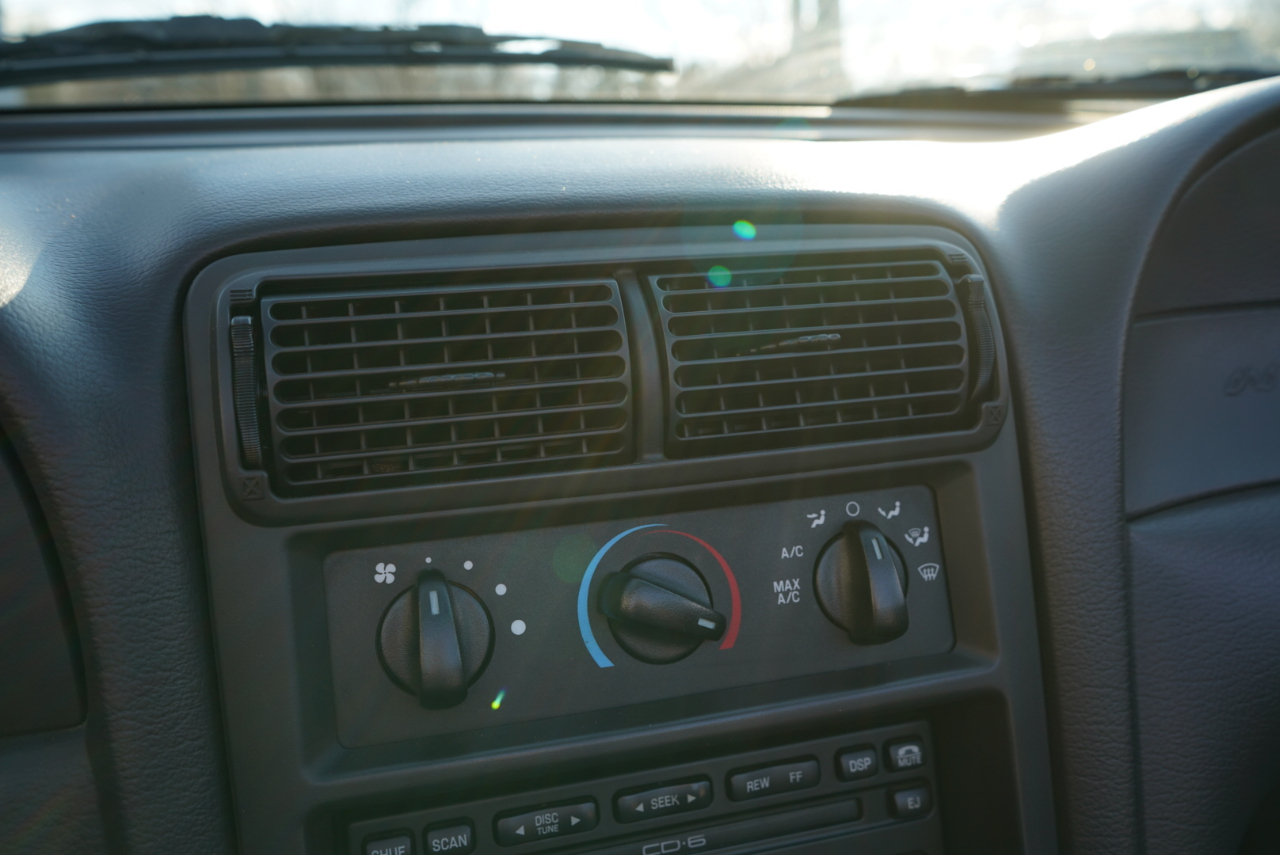 Ford Mustang 2dr Convertible SVT Cobra 2001