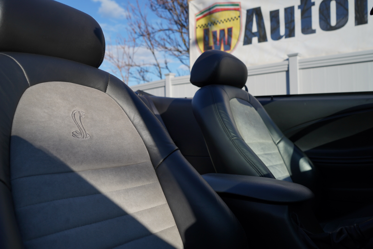 Ford Mustang 2dr Convertible SVT Cobra 2001