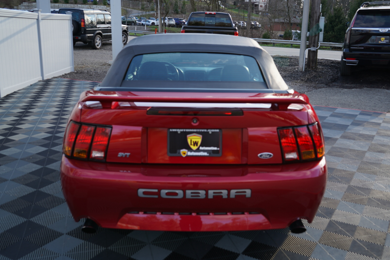 Ford Mustang 2dr Convertible SVT Cobra 2001