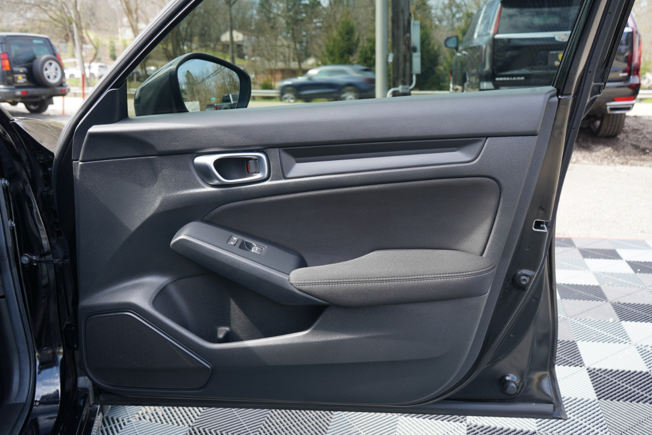 Honda Civic Sedan Sport CVT 2025