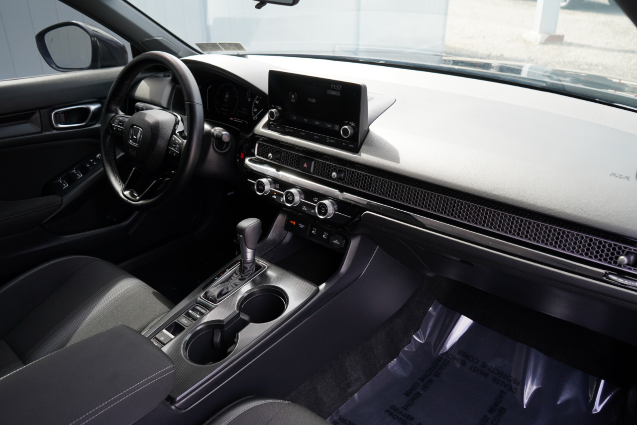 Honda Civic Sedan Sport CVT 2025