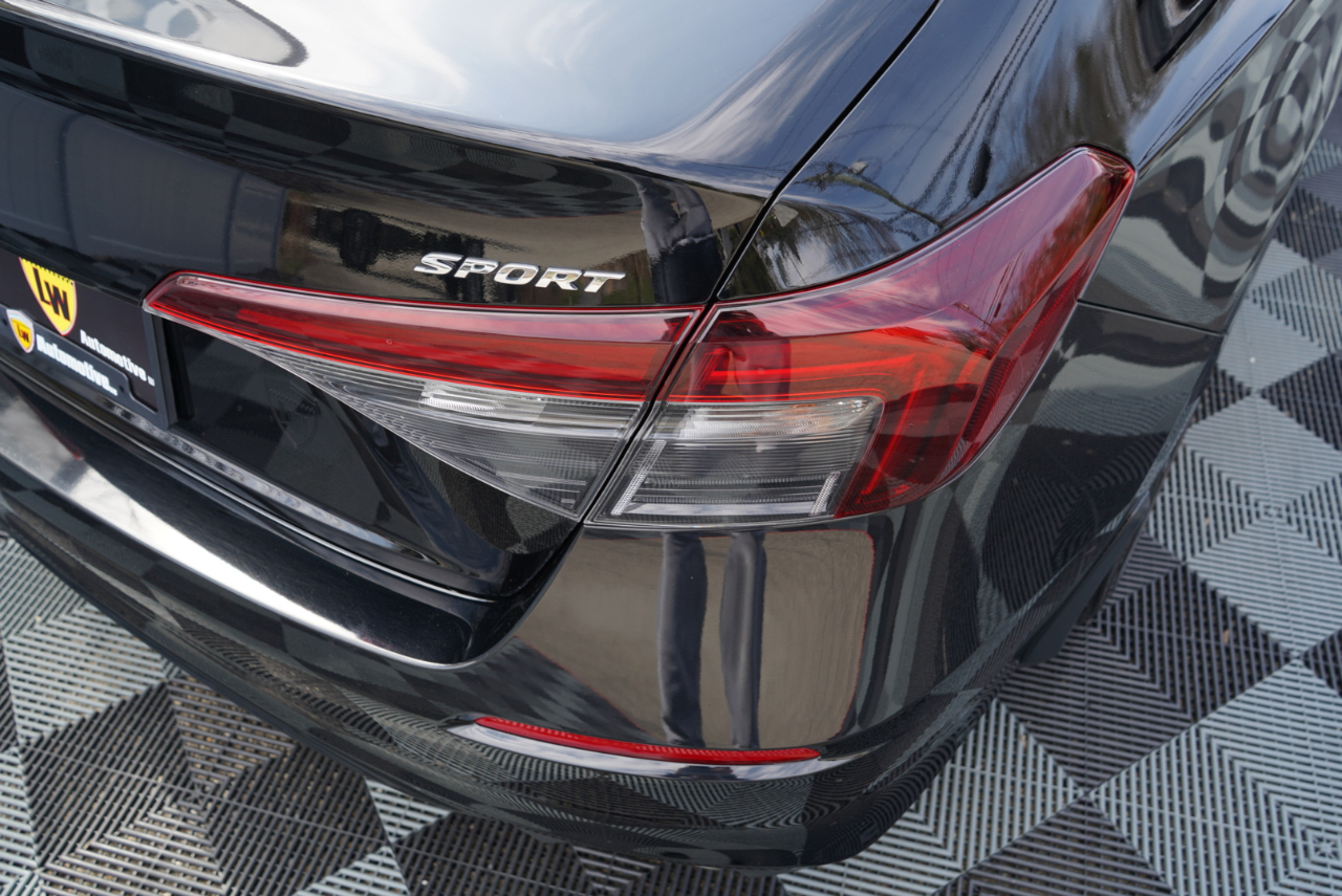 Honda Civic Sedan Sport CVT 2025