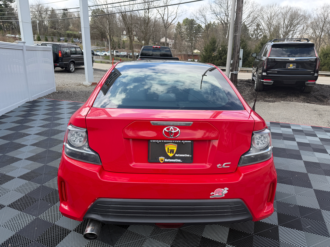 Scion tC 2dr HB Man (Natl) 2015