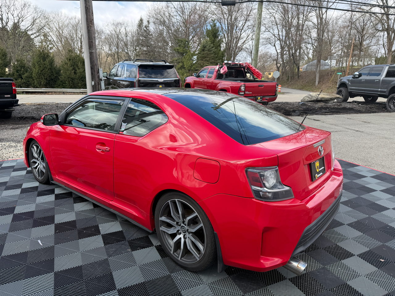 Scion tC 2dr HB Man (Natl) 2015