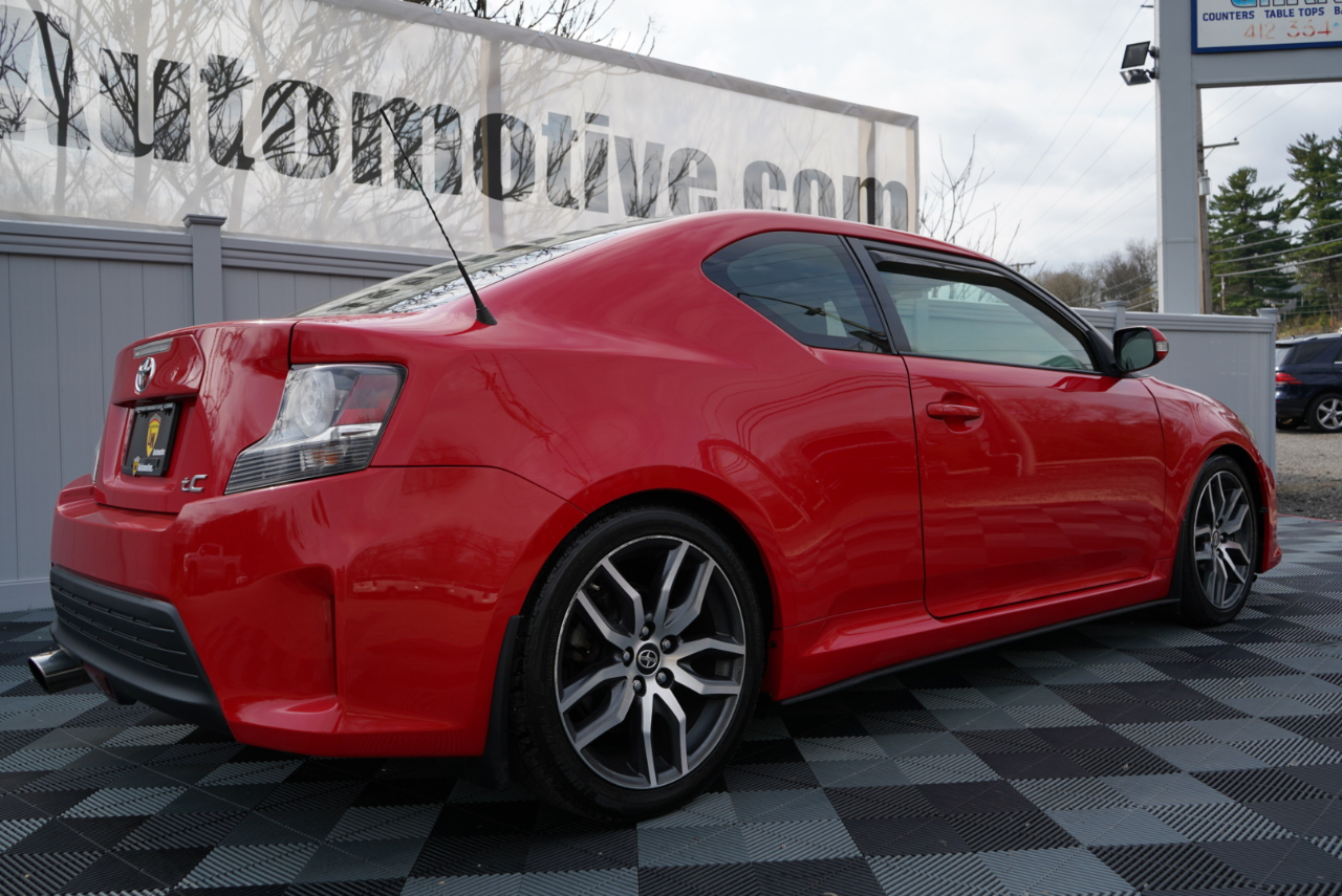 Scion tC 2dr HB Man (Natl) 2015