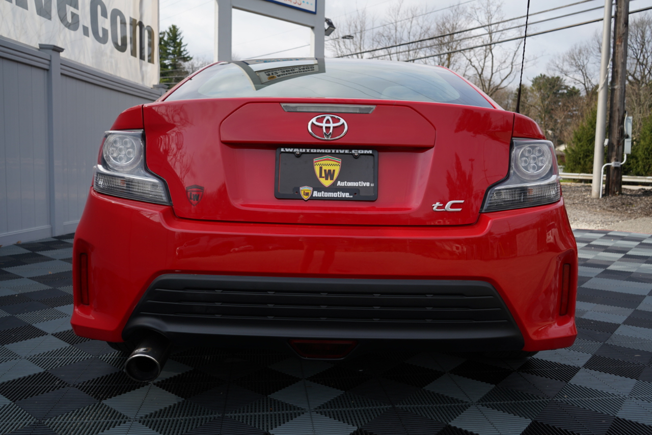 Scion tC 2dr HB Man (Natl) 2015