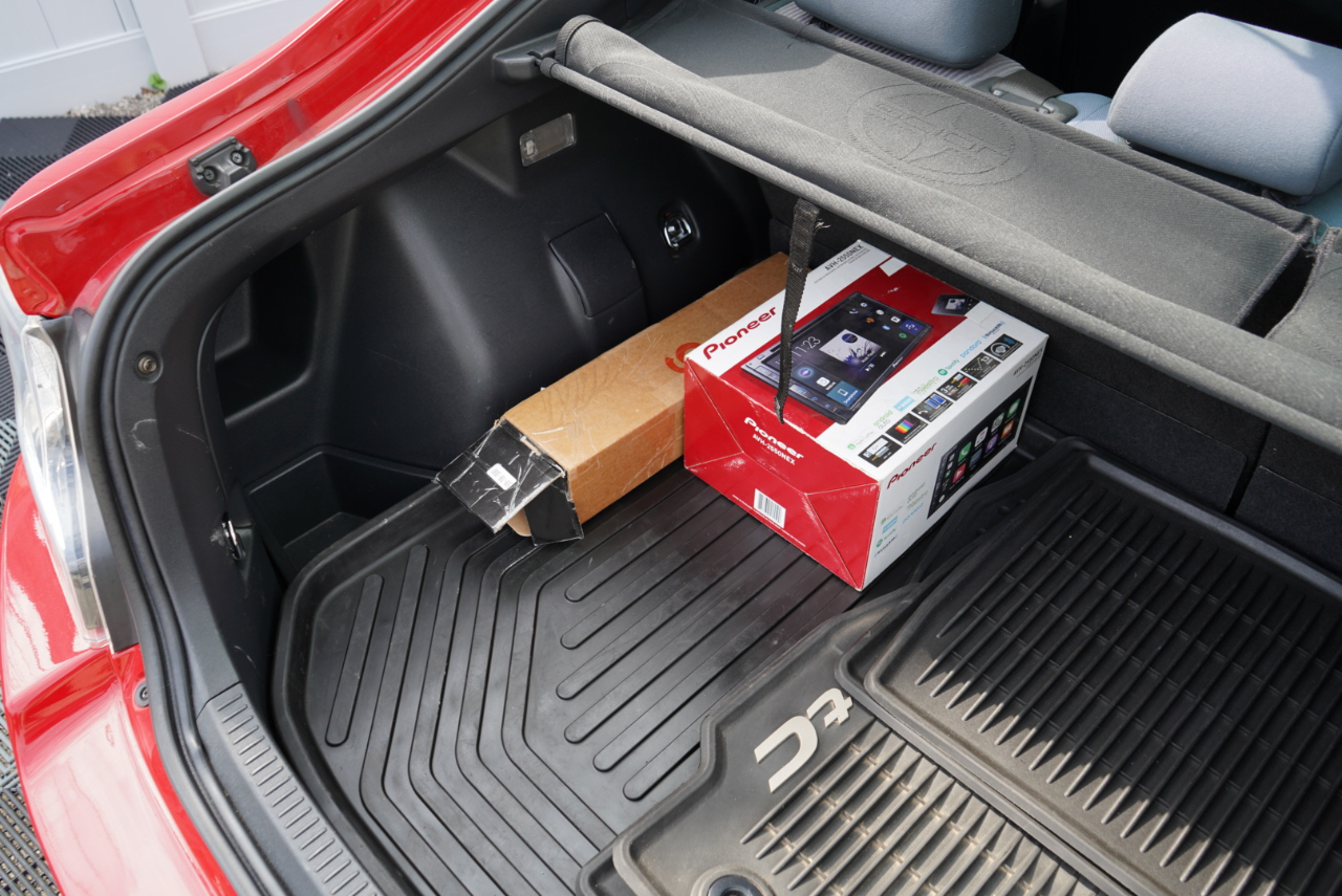 Scion tC 2dr HB Man (Natl) 2015