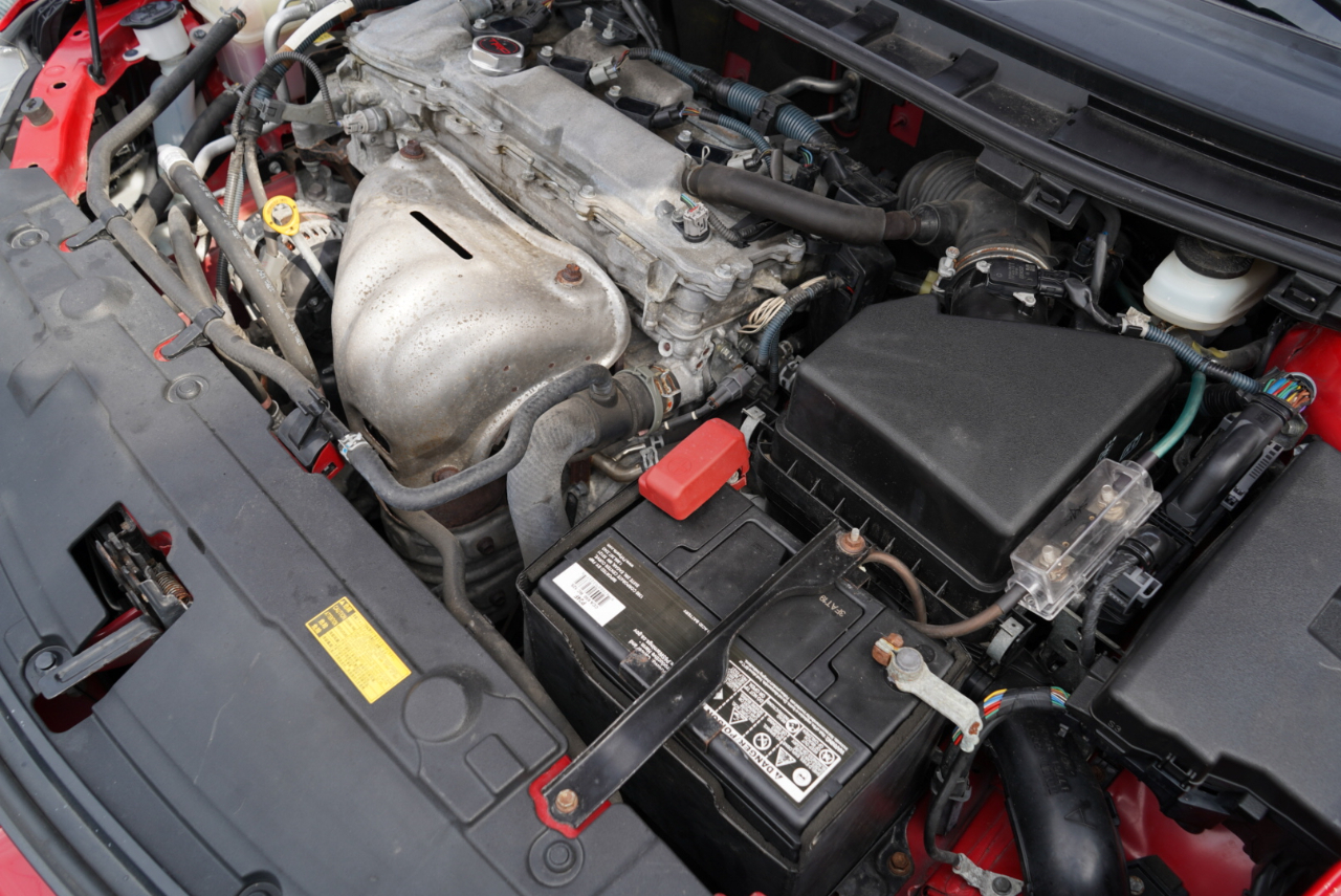 Scion tC 2dr HB Man (Natl) 2015