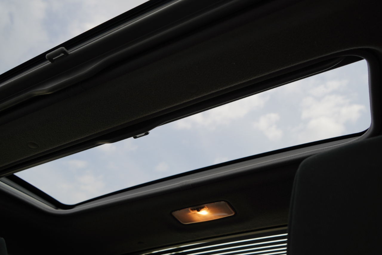 Scion tC 2dr HB Man (Natl) 2015