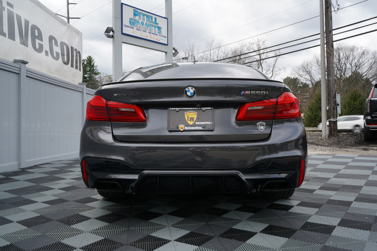 BMW 5 Series M550i xDrive Sedan 2019