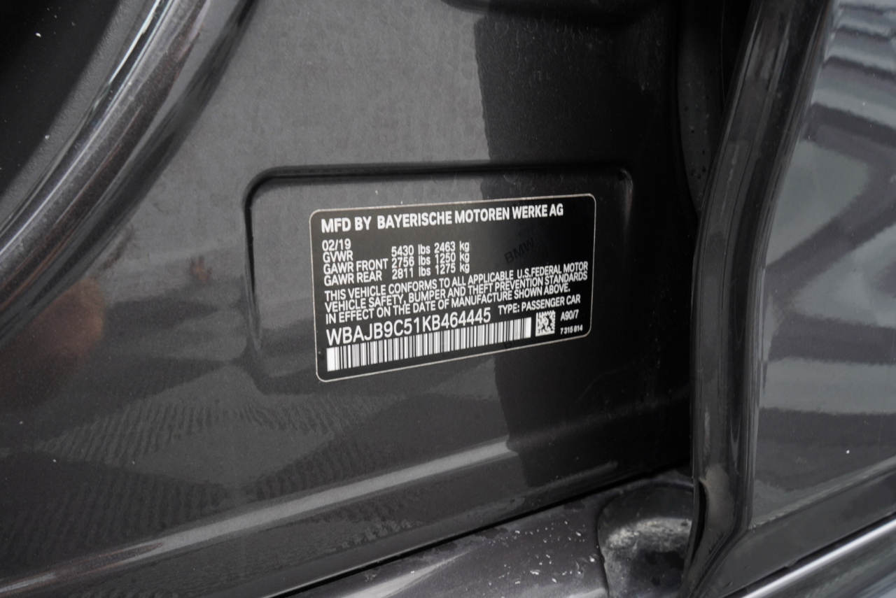 BMW 5 Series M550i xDrive Sedan 2019