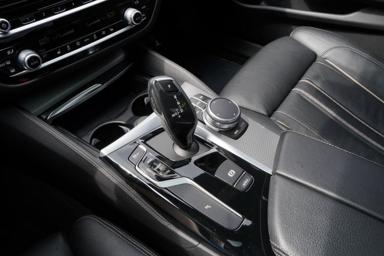 BMW 5 Series M550i xDrive Sedan 2019