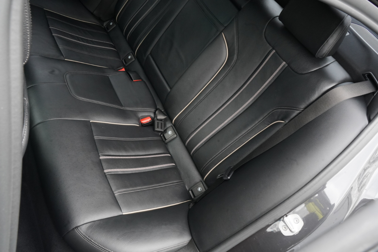 BMW 5 Series M550i xDrive Sedan 2019