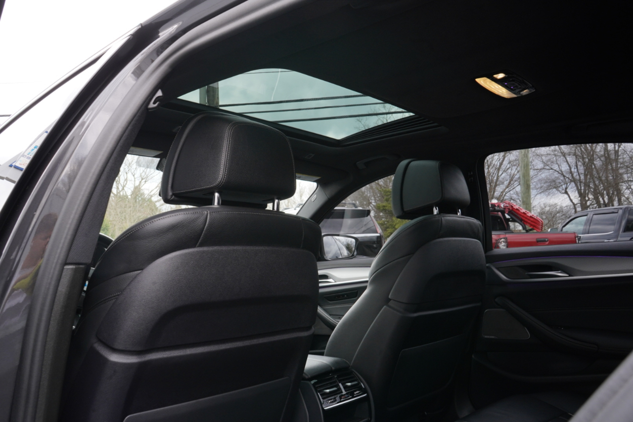 BMW 5 Series M550i xDrive Sedan 2019