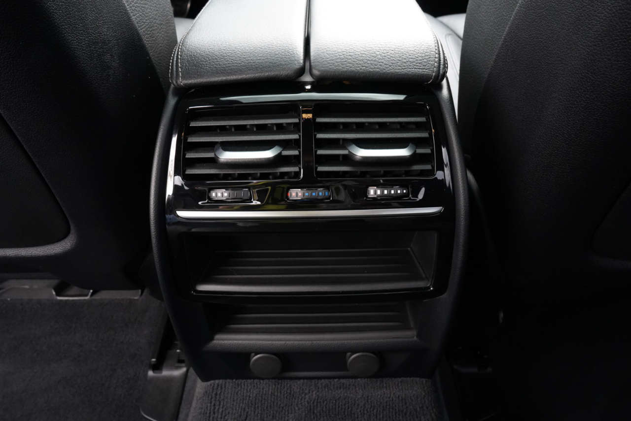 BMW 5 Series M550i xDrive Sedan 2019