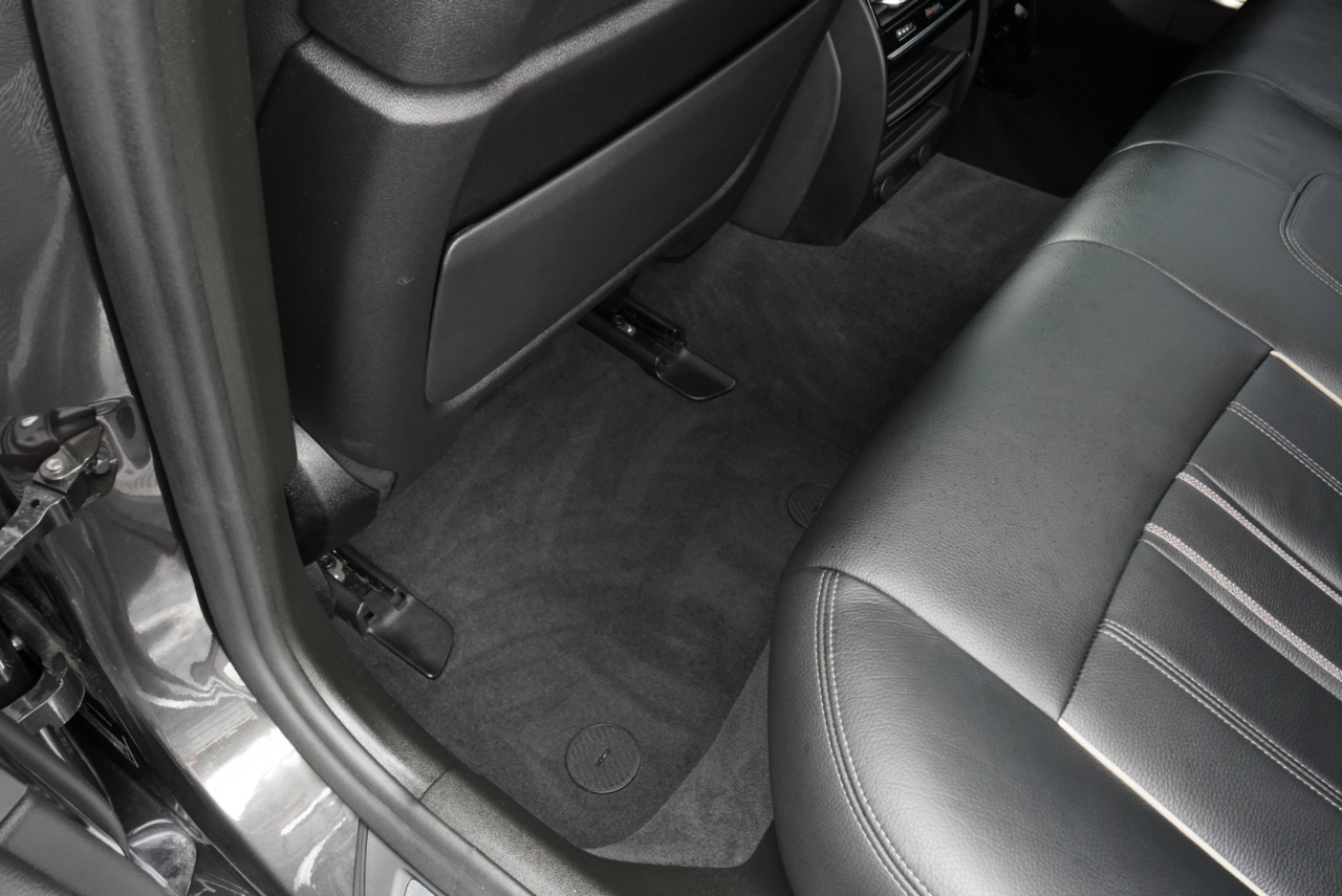 BMW 5 Series M550i xDrive Sedan 2019