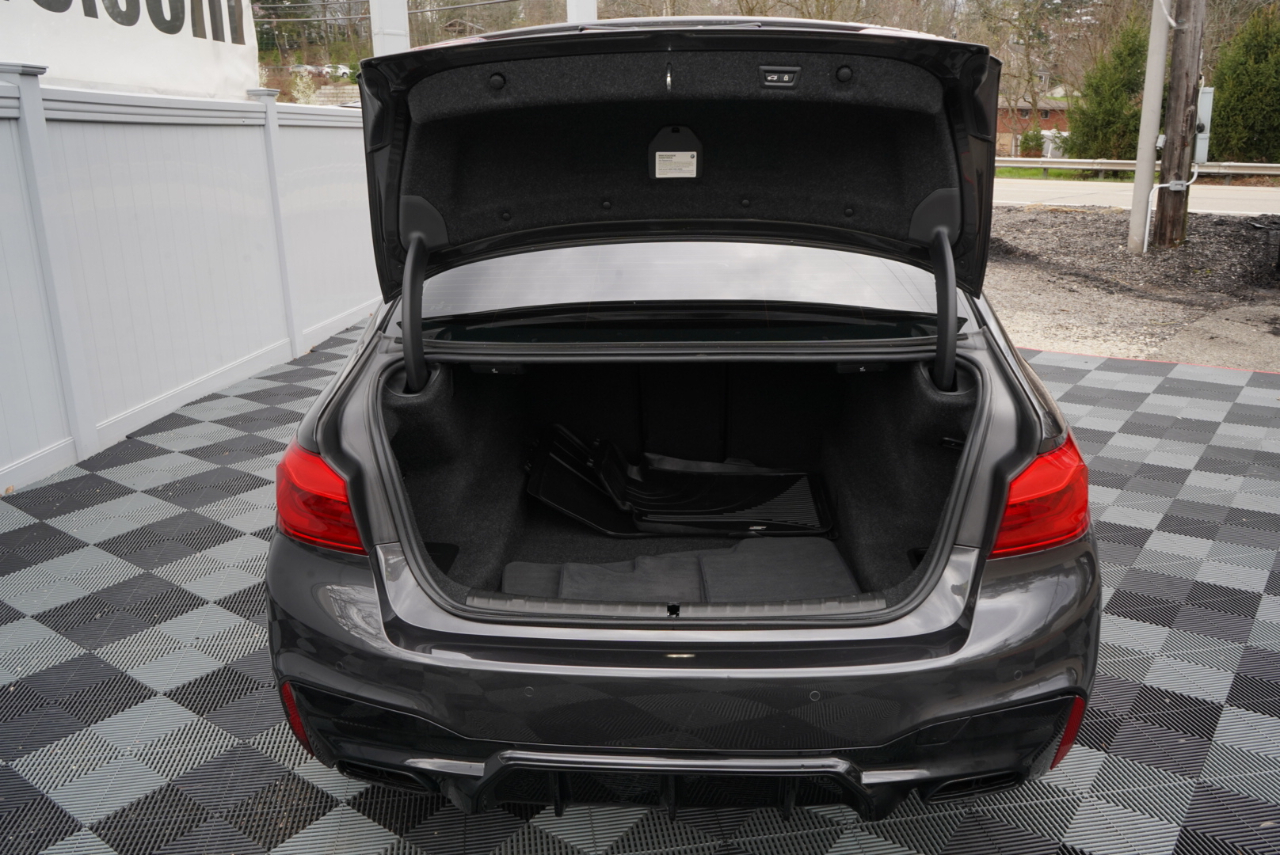 BMW 5 Series M550i xDrive Sedan 2019