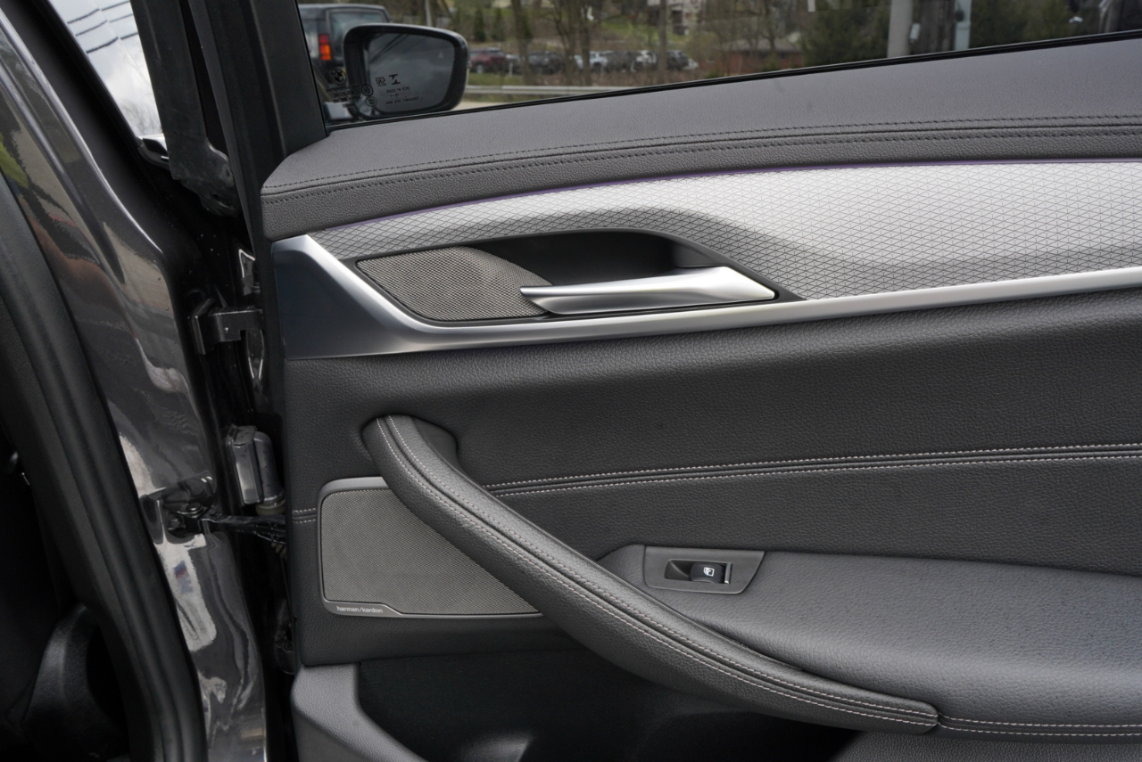 BMW 5 Series M550i xDrive Sedan 2019