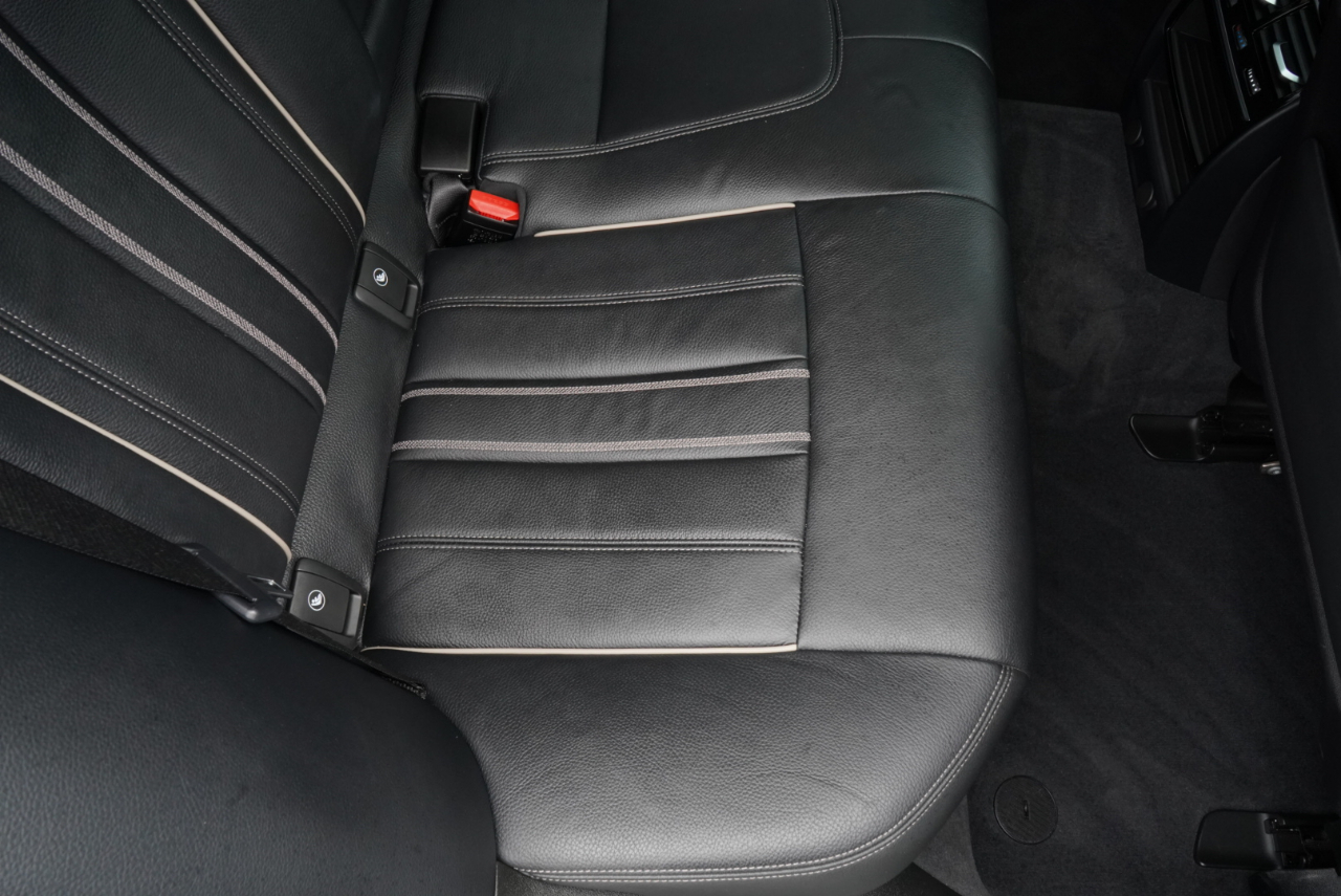 BMW 5 Series M550i xDrive Sedan 2019