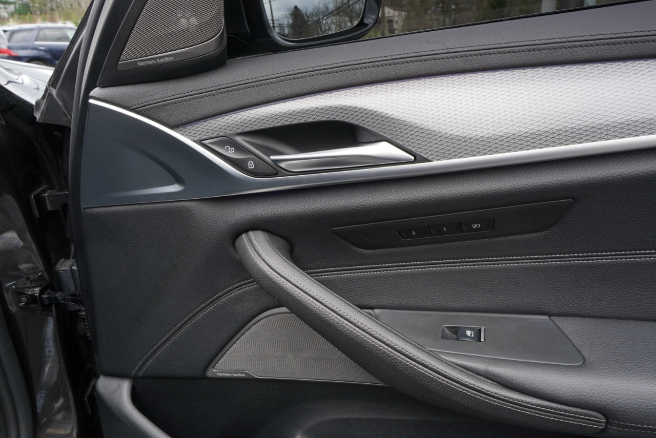 BMW 5 Series M550i xDrive Sedan 2019