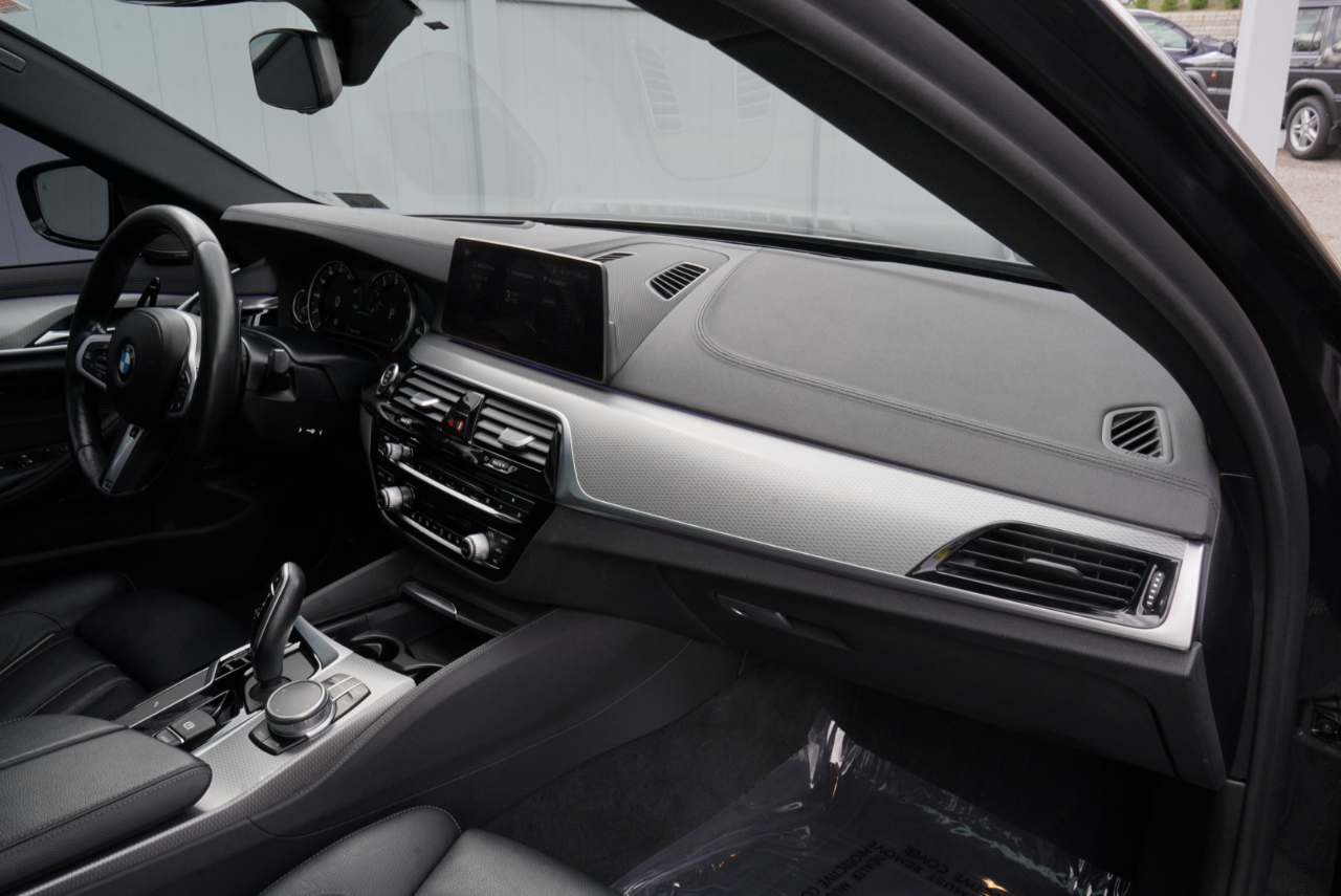 BMW 5 Series M550i xDrive Sedan 2019