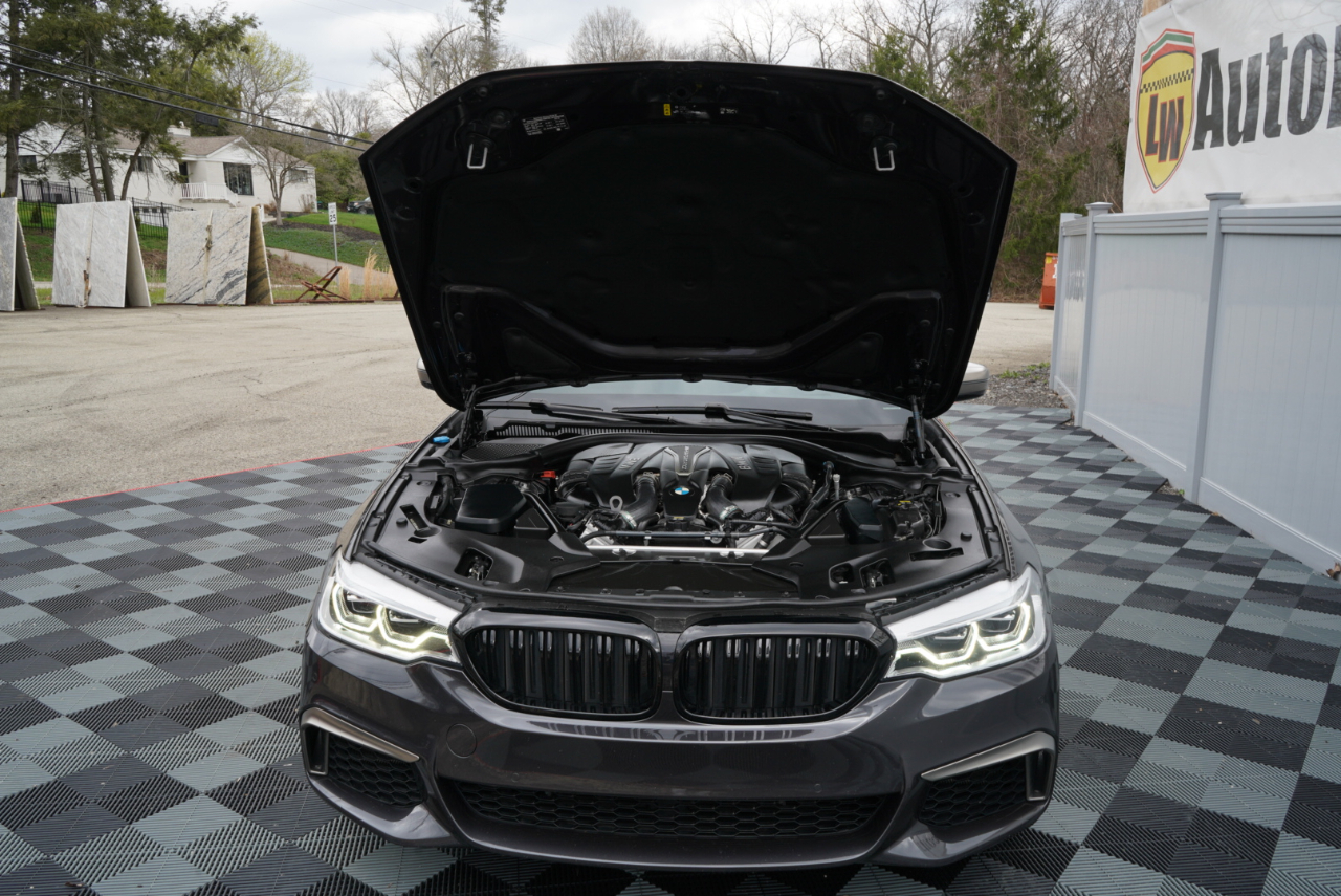 BMW 5 Series M550i xDrive Sedan 2019