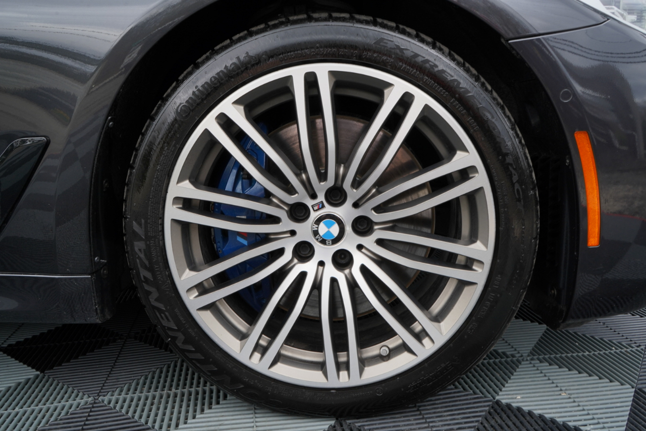 BMW 5 Series M550i xDrive Sedan 2019