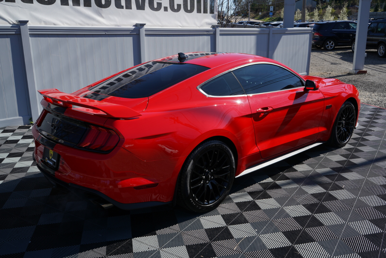 Ford Mustang GT Fastback 2021