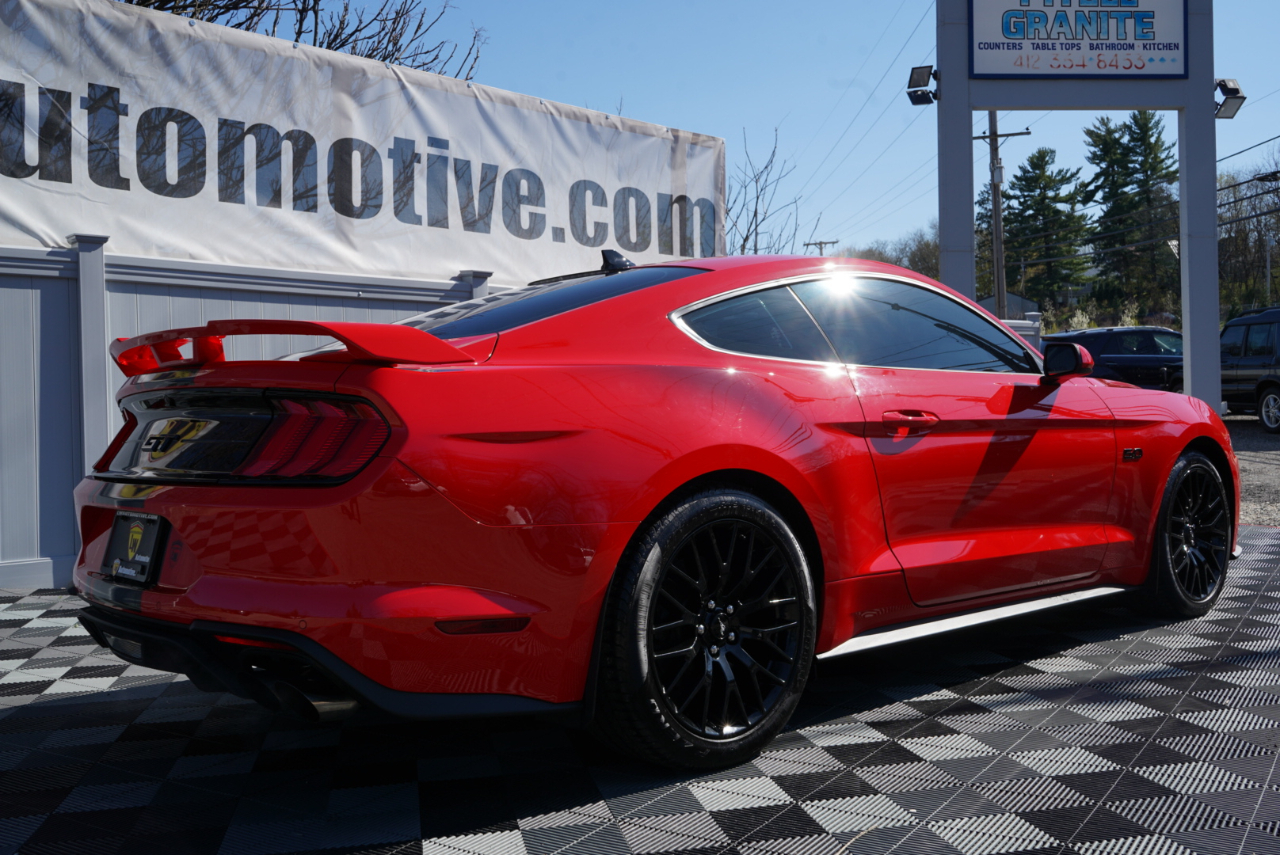 Ford Mustang GT Fastback 2021