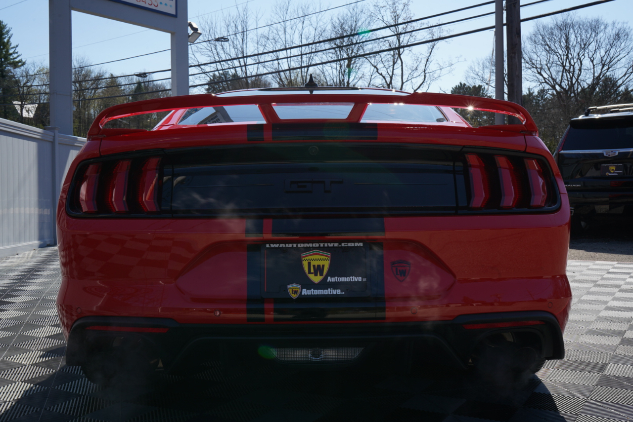 Ford Mustang GT Fastback 2021