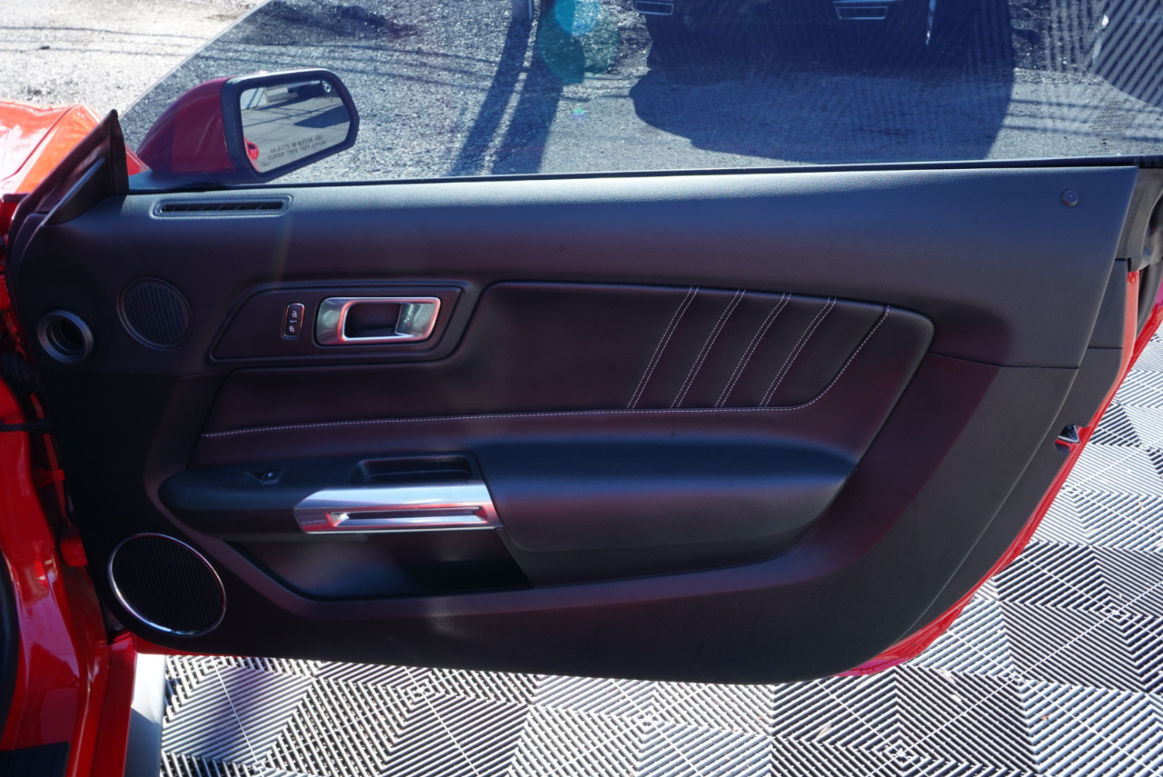 Ford Mustang GT Fastback 2021