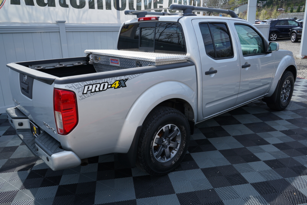 Nissan Frontier Crew Cab 4x4 PRO-4X Auto 2019