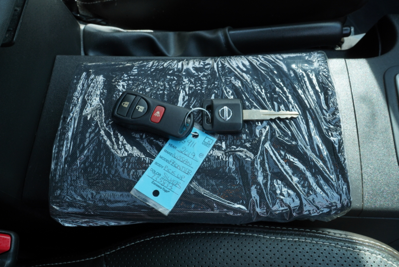 Nissan Frontier Crew Cab 4x4 PRO-4X Auto 2019