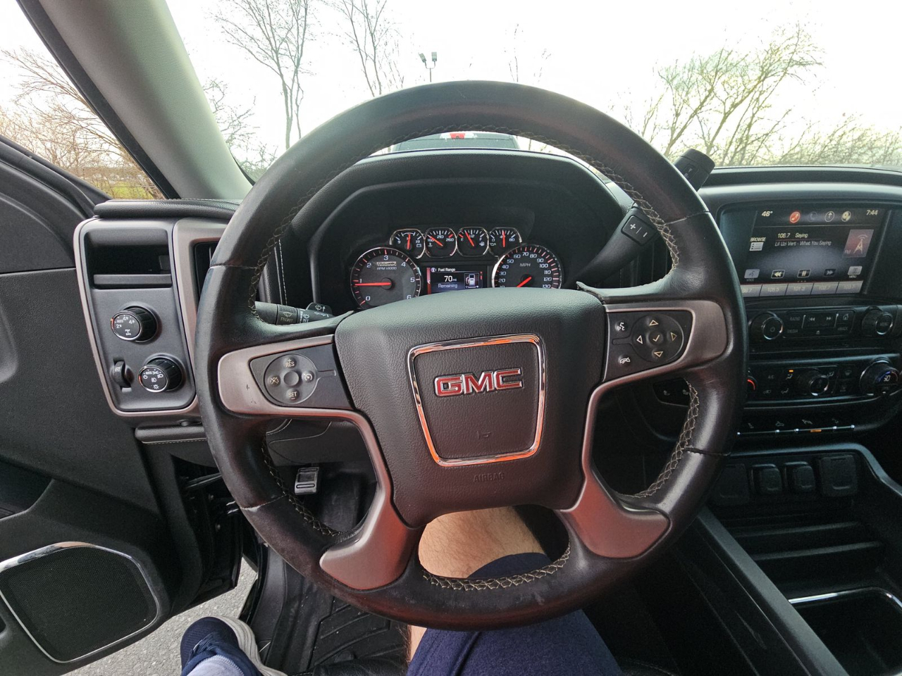 GMC Sierra 1500 4WD Crew Cab 143.5" SLE 2014