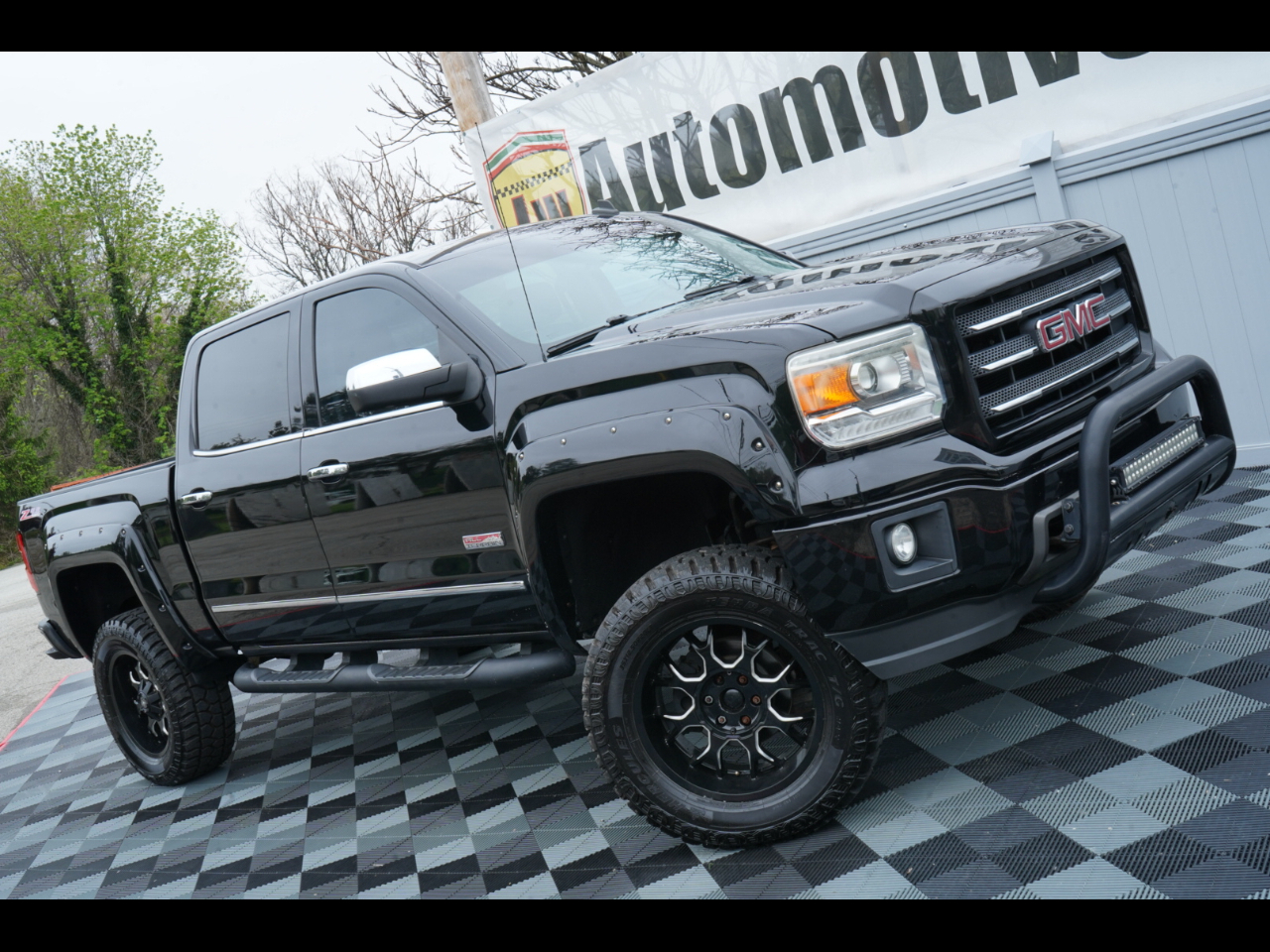 GMC Sierra 1500 4WD Crew Cab 143.5" SLE 2014