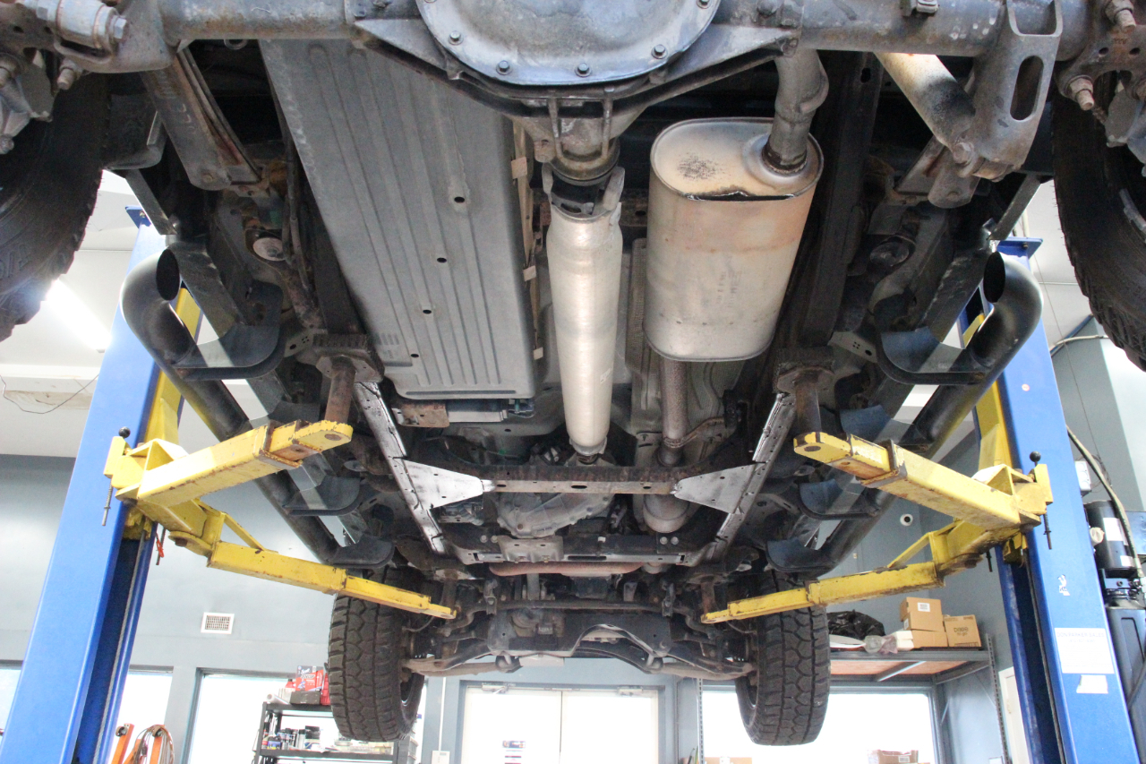 GMC Sierra 1500 4WD Crew Cab 143.5" SLE 2014