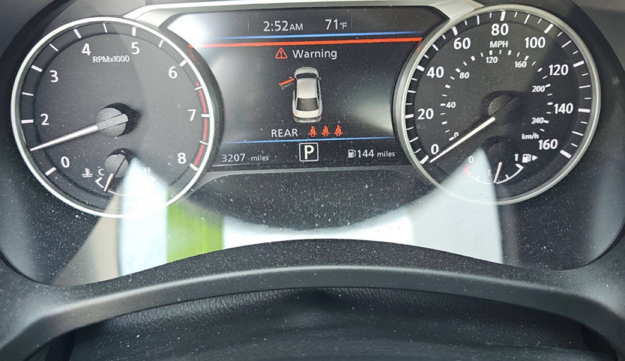 Nissan Sentra SV CVT 2023