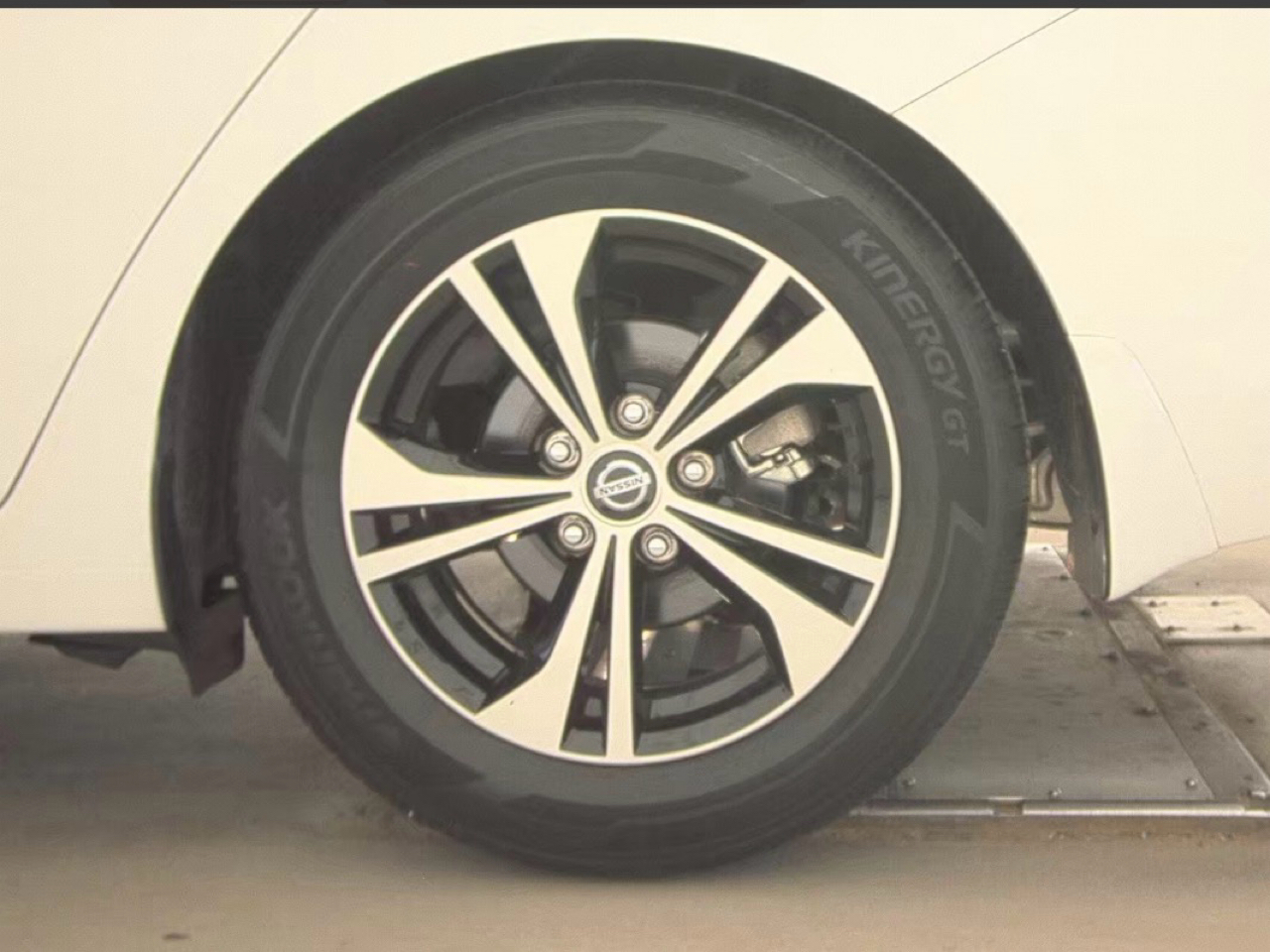 Nissan Sentra SV CVT 2023